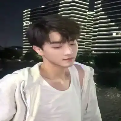秦宏萱